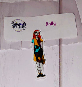 Sally - (Button)